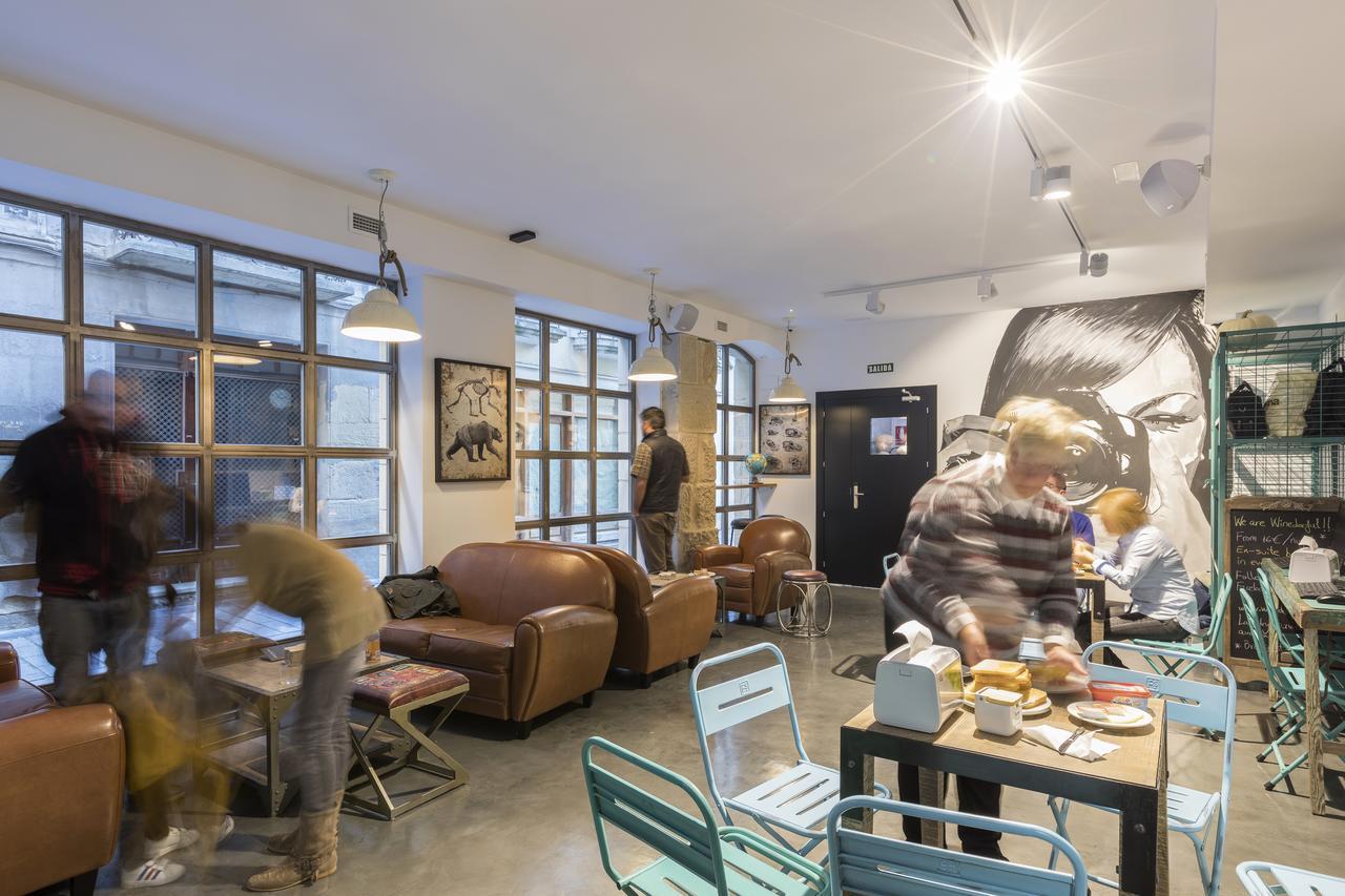 Winederful Hostel & Cafe Logrono Exterior photo
