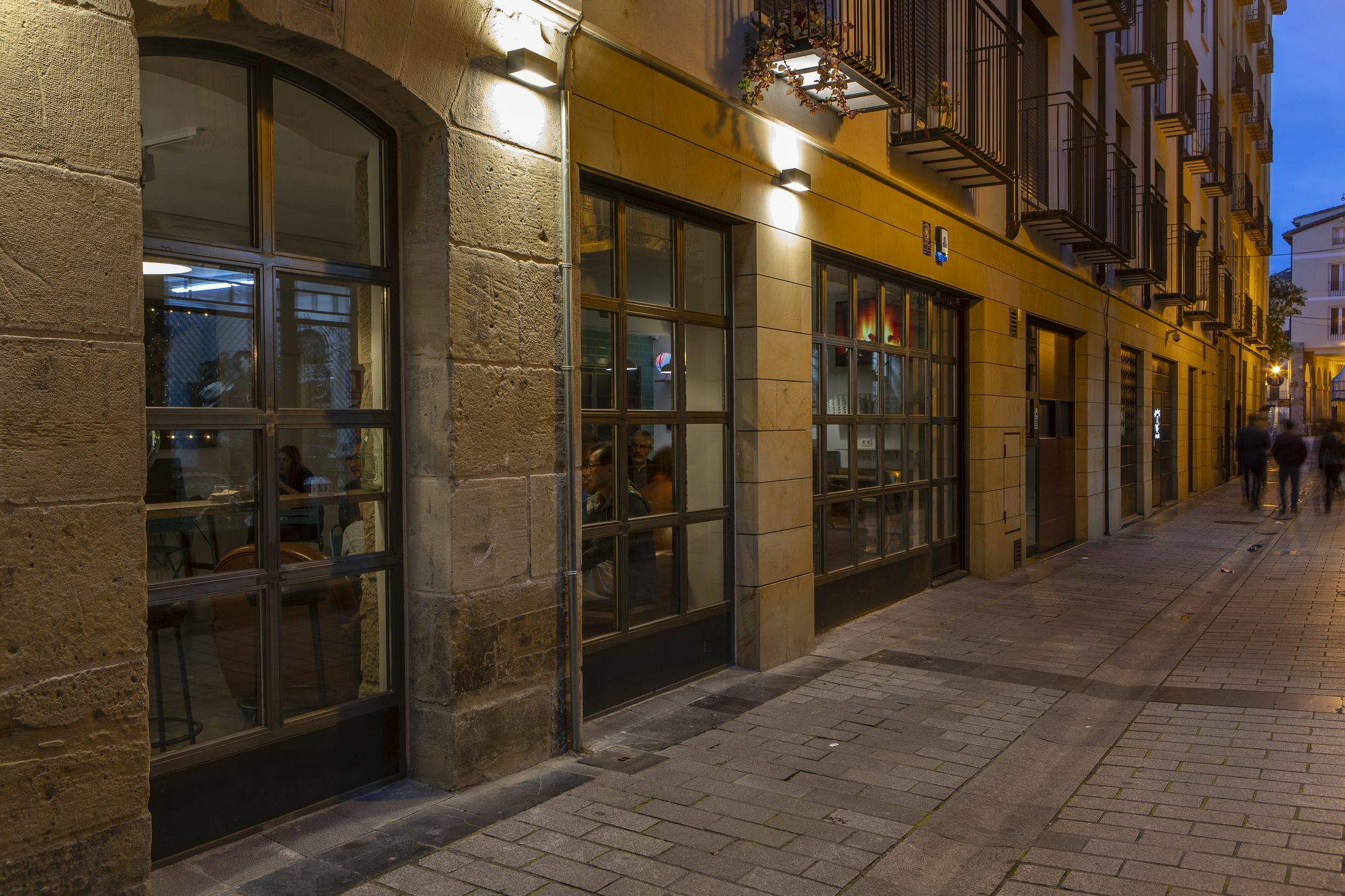Winederful Hostel & Cafe Logrono Exterior photo