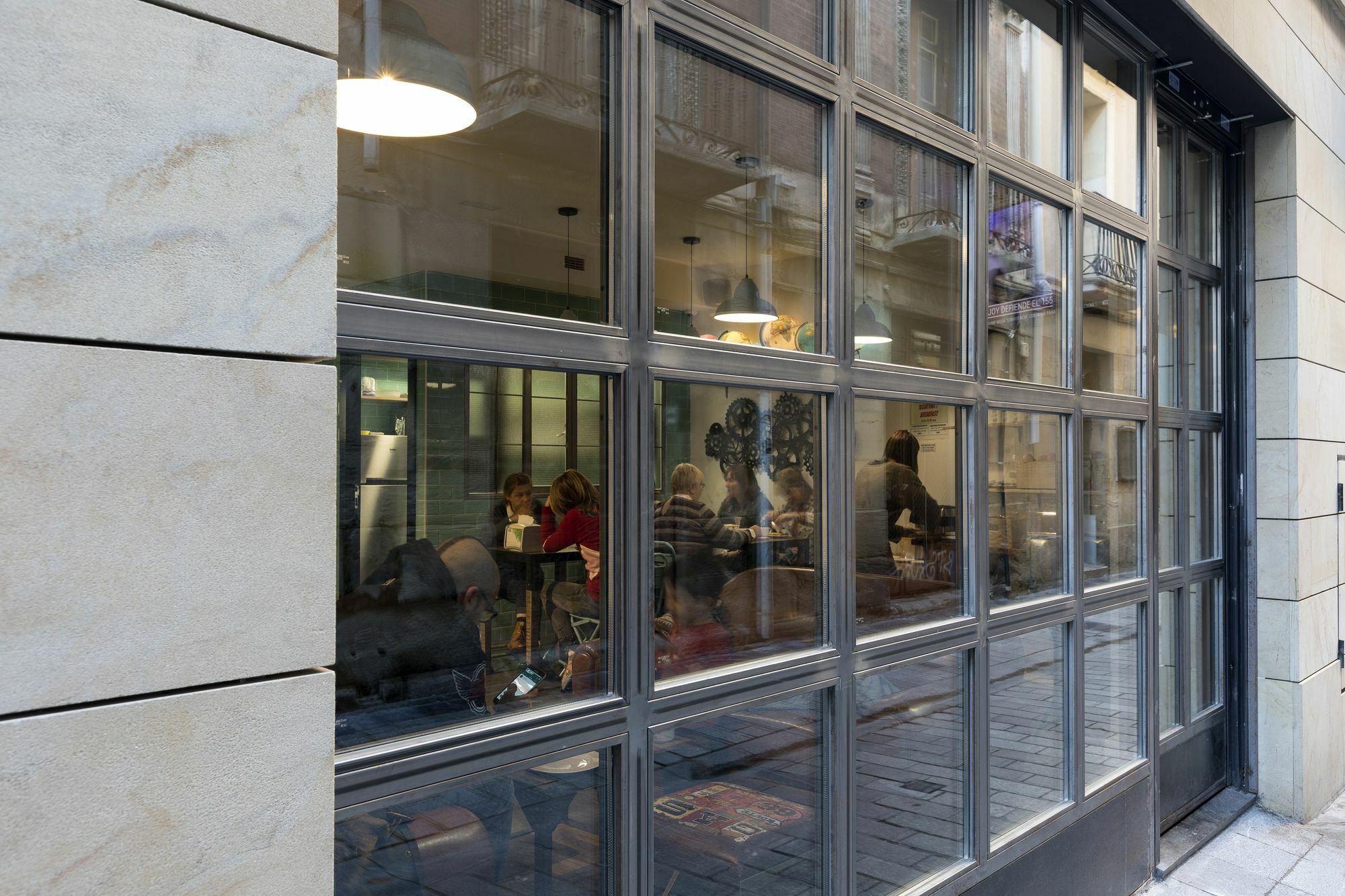 Winederful Hostel & Cafe Logrono Exterior photo